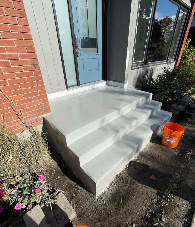 Freshly resurfaced concrete front steps on an Ottawa home